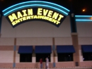Hanging at Main Event (6243)