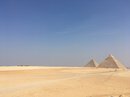 Pyramids of Giza (680000)