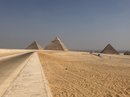 Pyramids of Giza (777847)