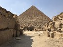 Pyramids of Giza (780746)