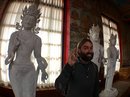 Exploring Kathmandu (784059)