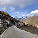 Hiking to The Four Sisters Range (979607)