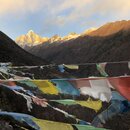 Hiking to The Four Sisters Range (980196)