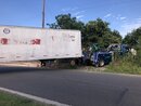 Trailer Removal from Axel Lane (997532)