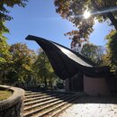 Exploring Kiev (986095)