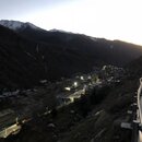 Hiking to The Four Sisters Range (985475)