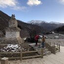 Hiking to The Four Sisters Range (981472)