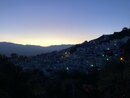 Exploring Chefchaouen (989654)